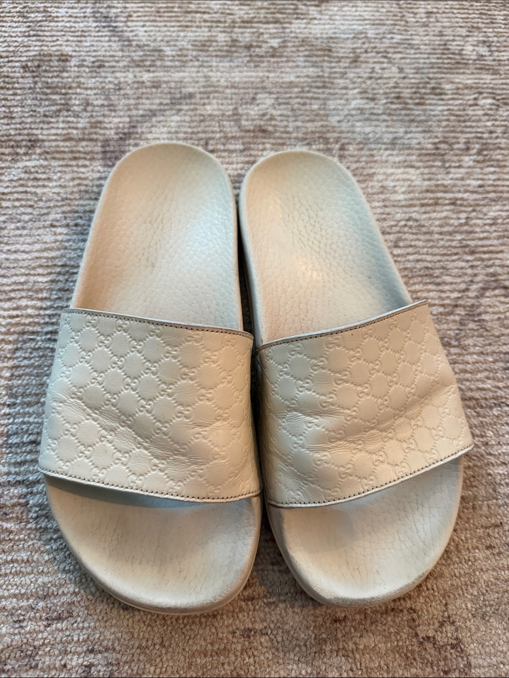 Gucci Cream Logo-Embossed Slide Sandals